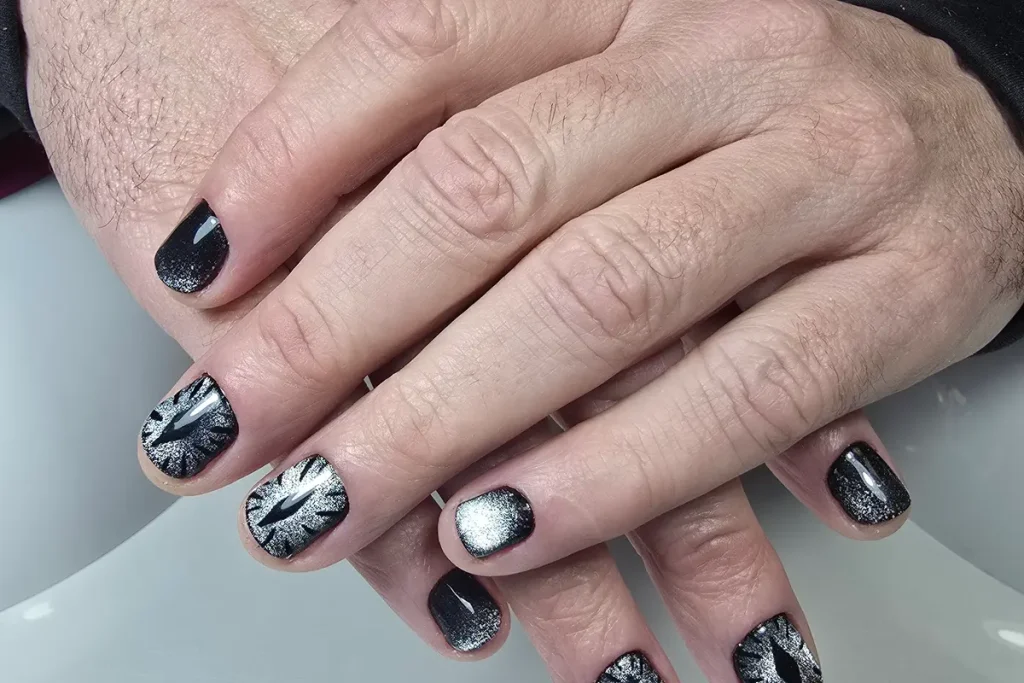 Manicura masculina en Tus Uñitas La Bañeza